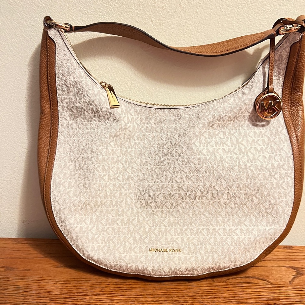 Michael Kors White and Cream tote